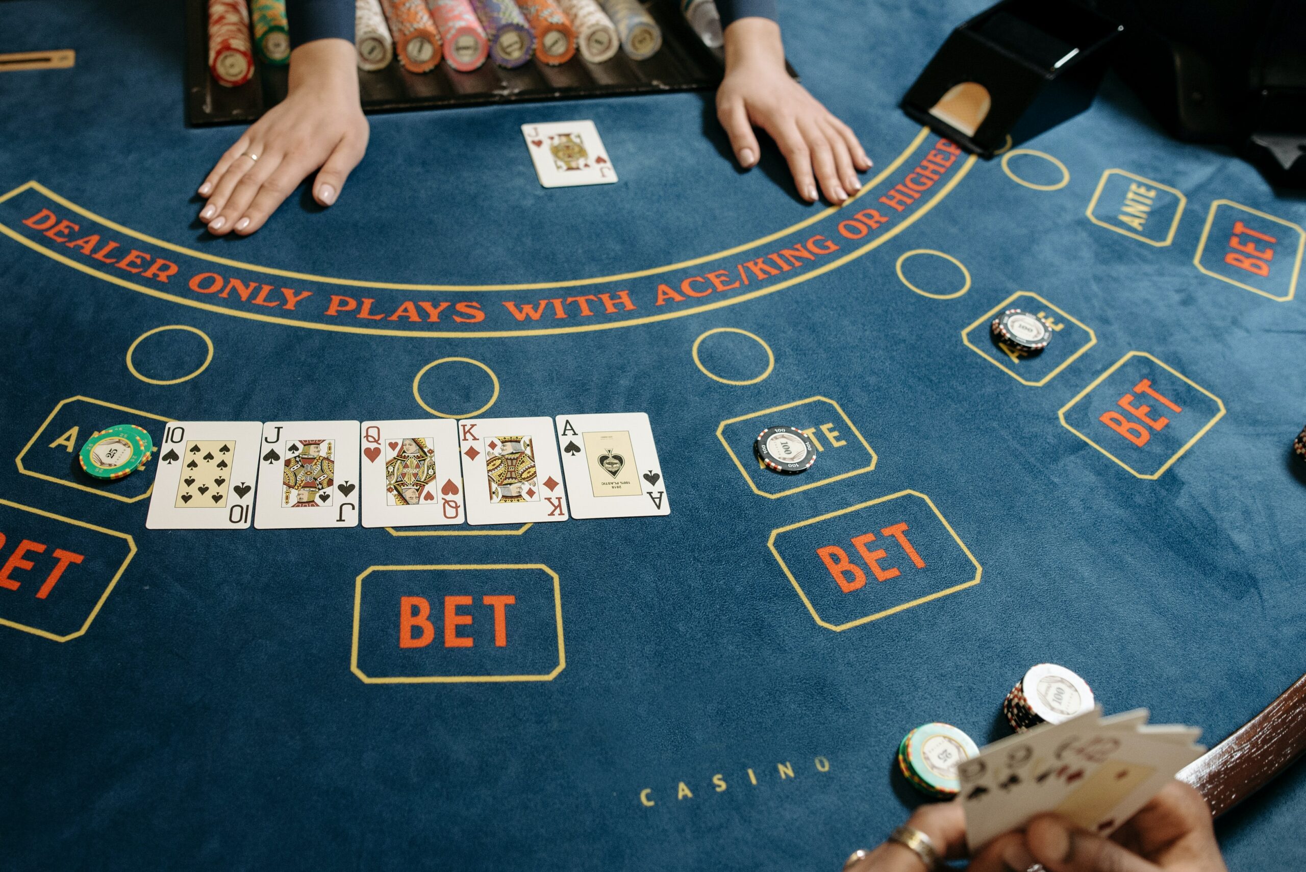 Paano Maglaro ng Online Baccarat Game ng Okbet Casino para sa mga Nagsisimula